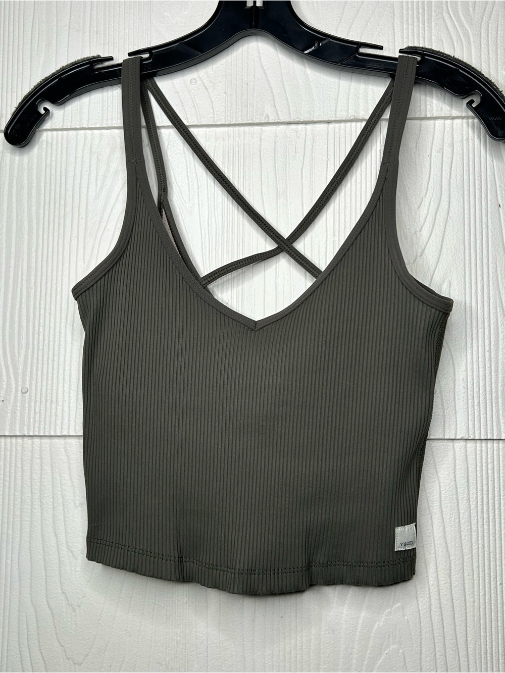 Vuori Olive Ribbed Crisscross Crop Tank
